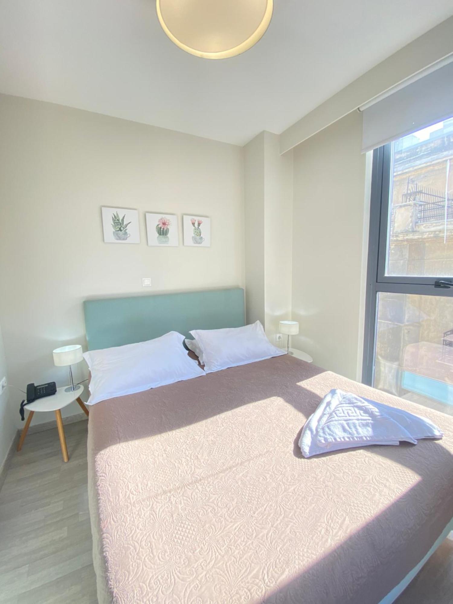 Tins Hotel City - Atina Dış mekan fotoğraf