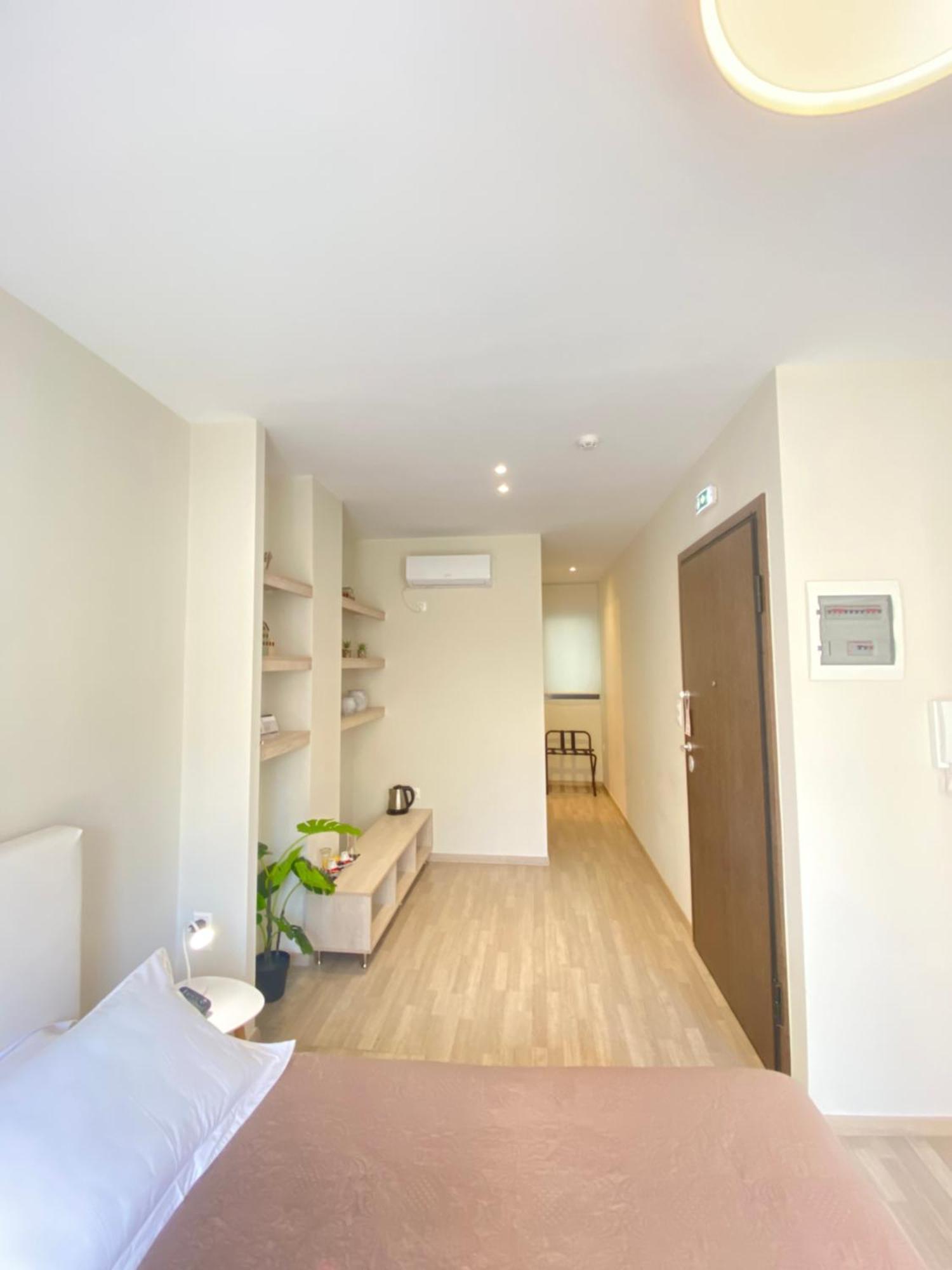 Tins Hotel City - Atina Dış mekan fotoğraf
