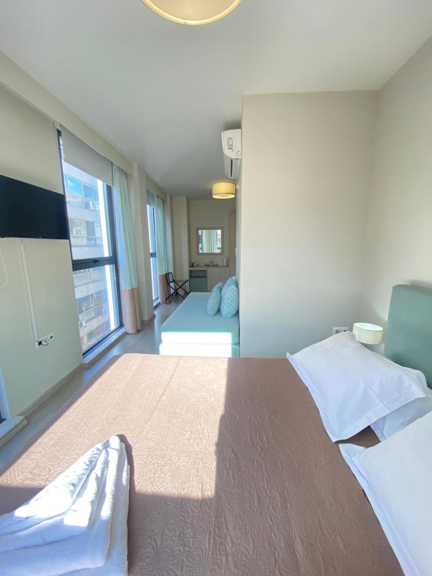 Tins Hotel City - Atina Dış mekan fotoğraf